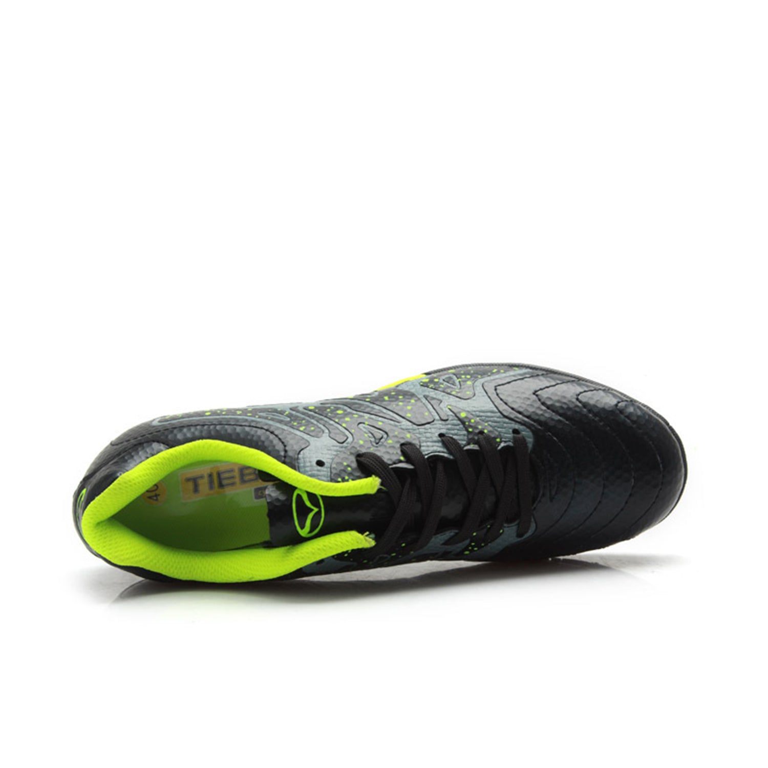 Kids' soccer shoes